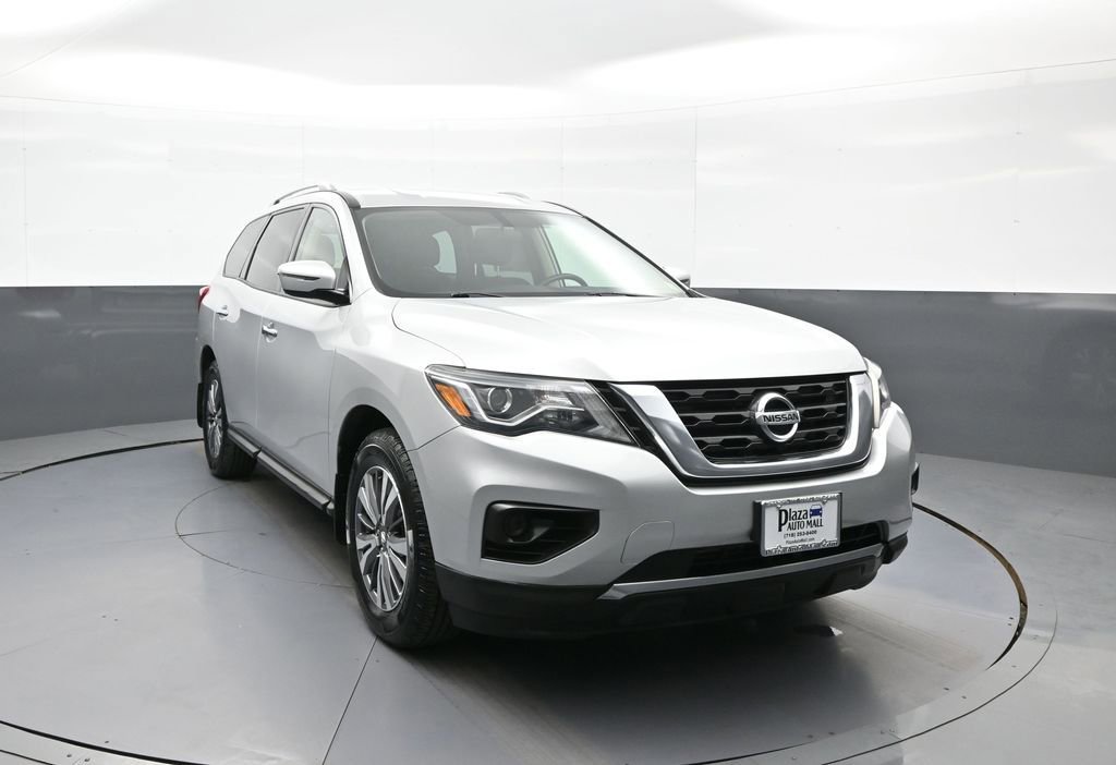 Used 2019 Nissan Pathfinder S AWD/4WD image 3