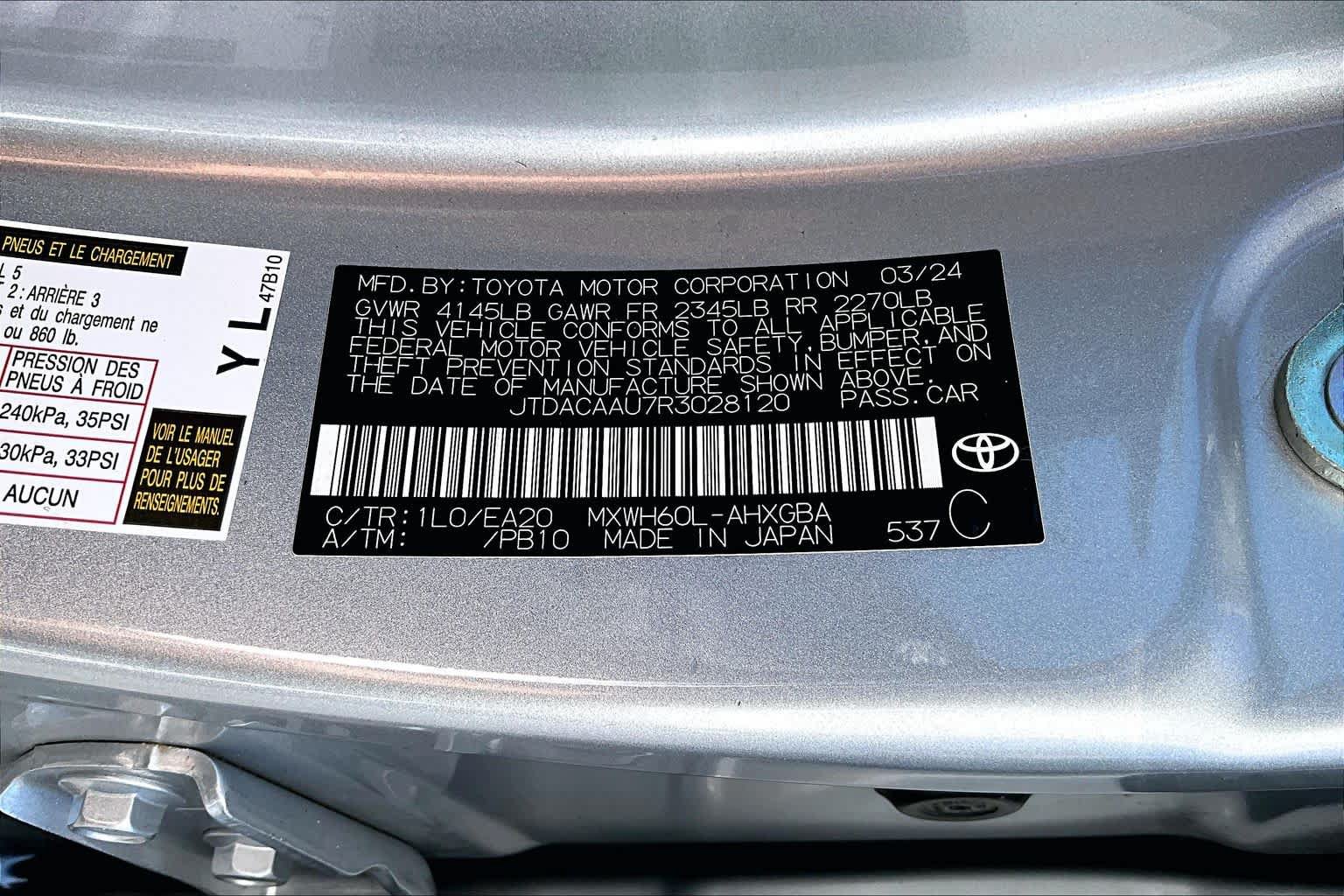 Used 2024 Toyota Prius XLE FWD image 34