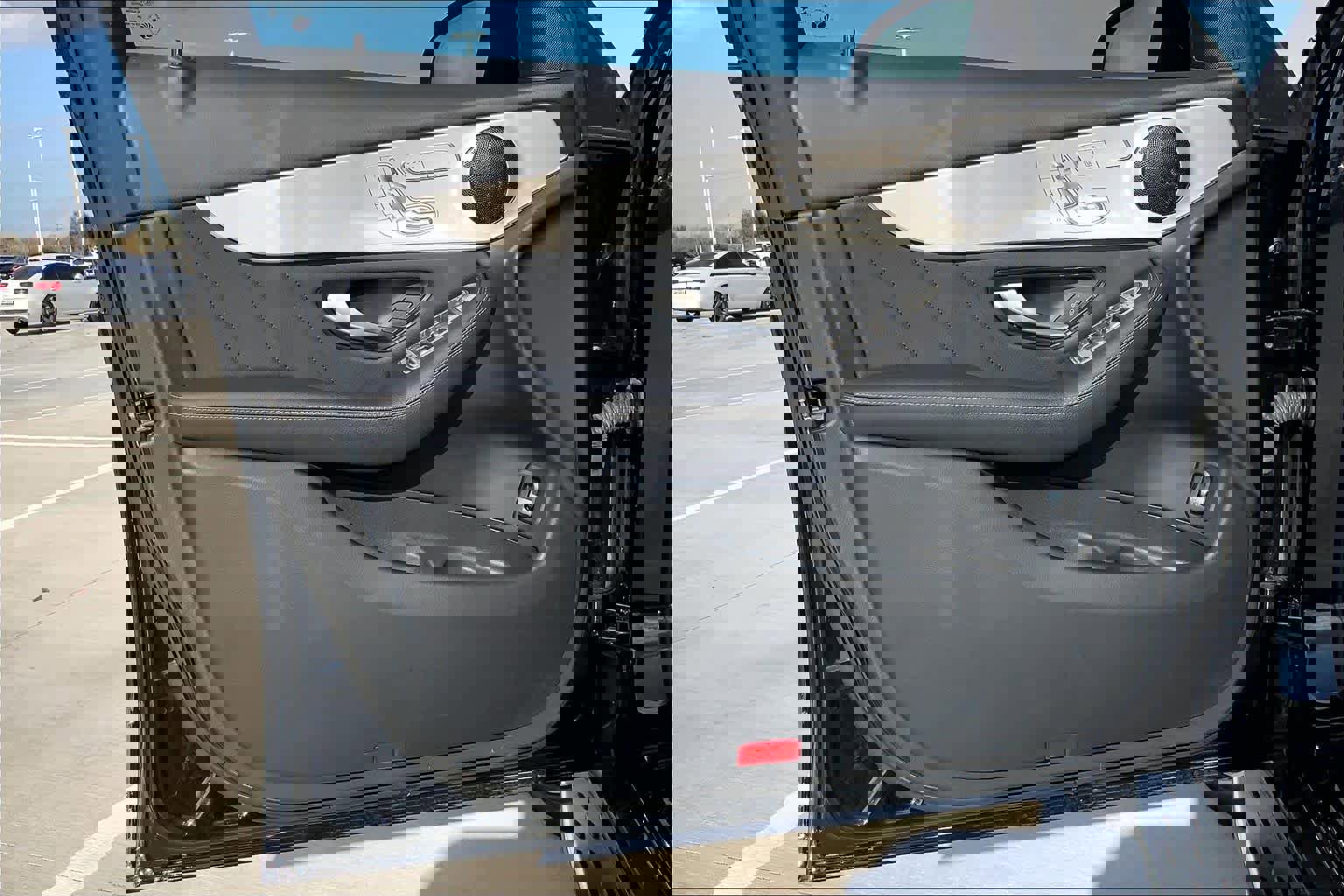 Used 2022 Mercedes-Benz GLC 300 image 18