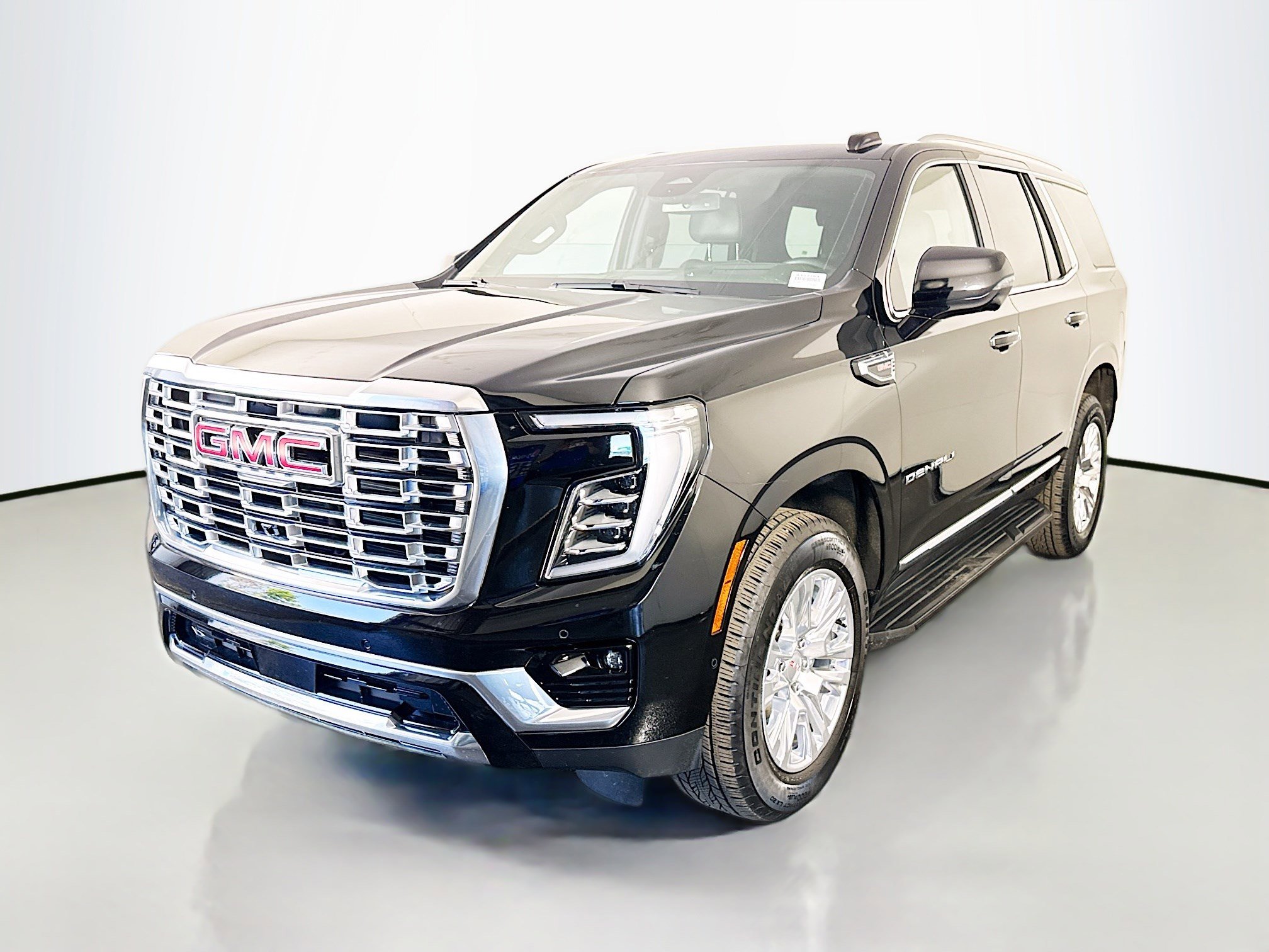 Used 2025 GMC Yukon Denali AWD/4WD image 4