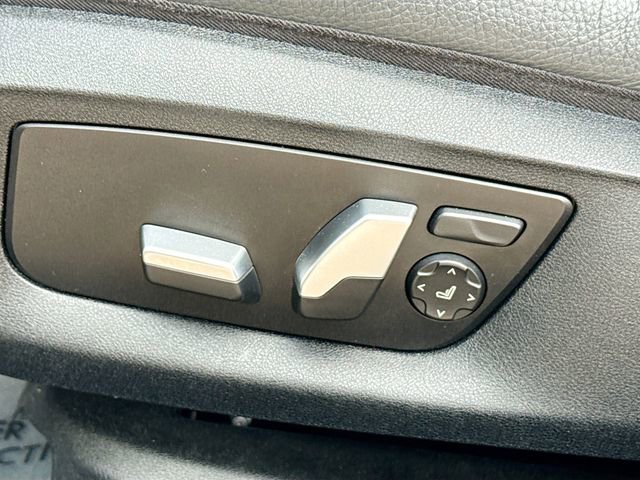 Used 2021 BMW 530i RWD image 25