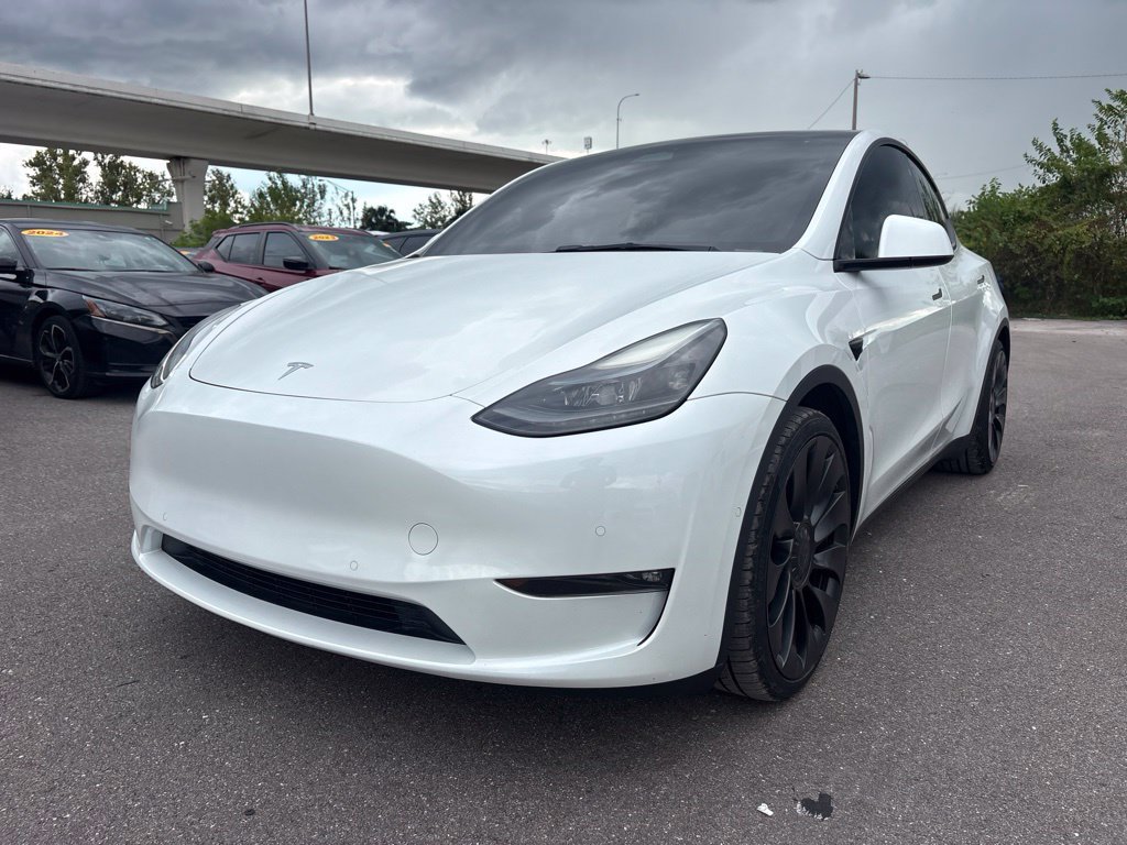 Used 2022 Tesla Model Y Performance AWD/4WD image 7