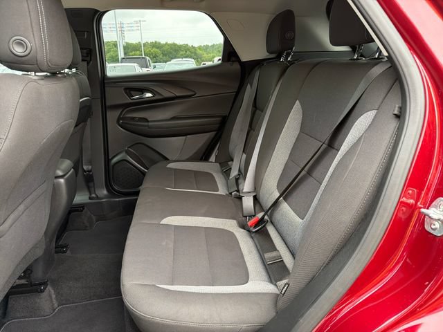Used 2025 Chevrolet TrailBlazer LT AWD/4WD image 31