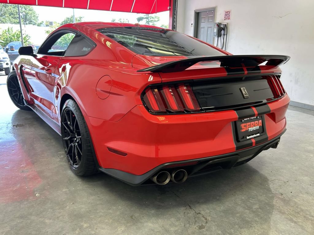 Used 2019 Ford Mustang Shelby GT350 w/ Technology Package RWD image 5