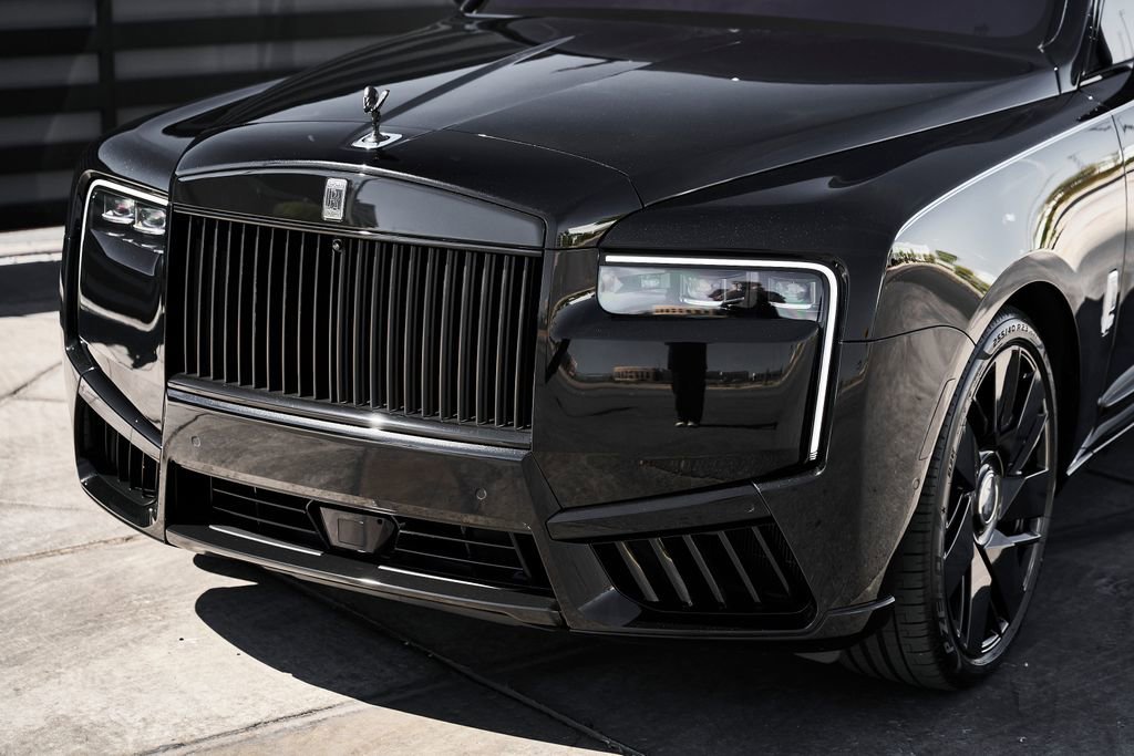 Used 2026 Rolls-Royce Cullinan AWD/4WD image 6