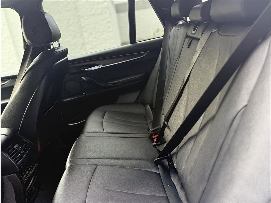 Used 2017 BMW X5 xDrive35i image 12