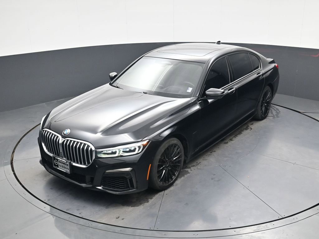 Used 2021 BMW 750i xDrive w/ Executive Package AWD/4WD image 2