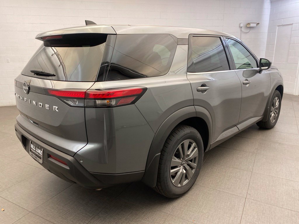 Used 2024 Nissan Pathfinder S FWD image 7
