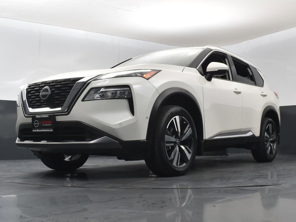 Used 2023 Nissan Rogue SL w/ SL Premium Package image 39
