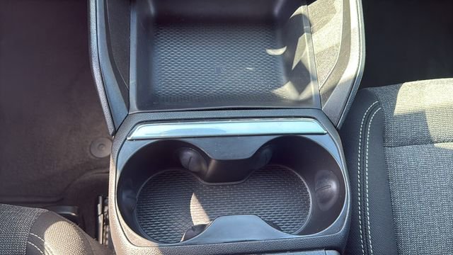 Used 2025 GMC Terrain Elevation image 22