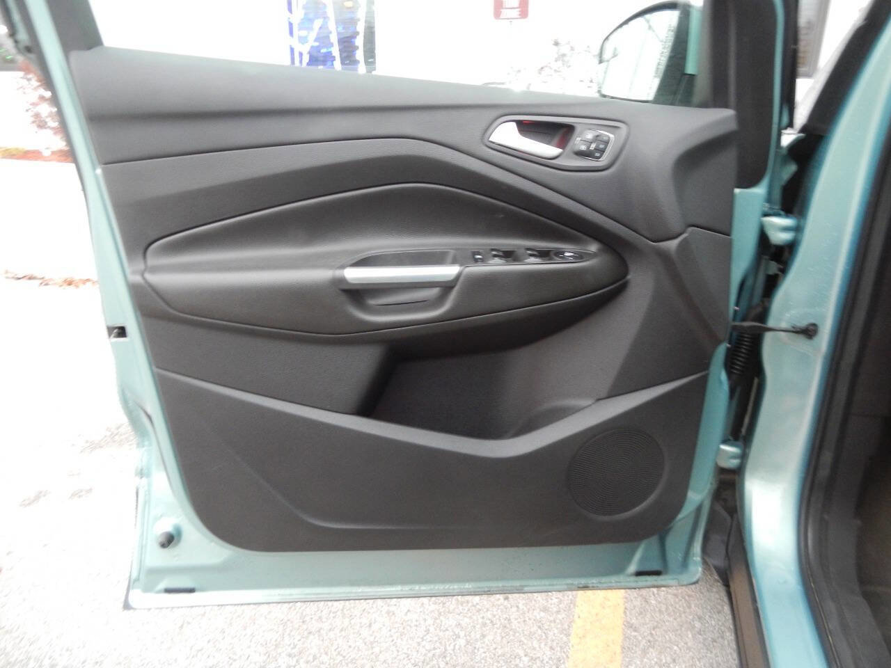 Used 2013 Ford Escape SEL image 23