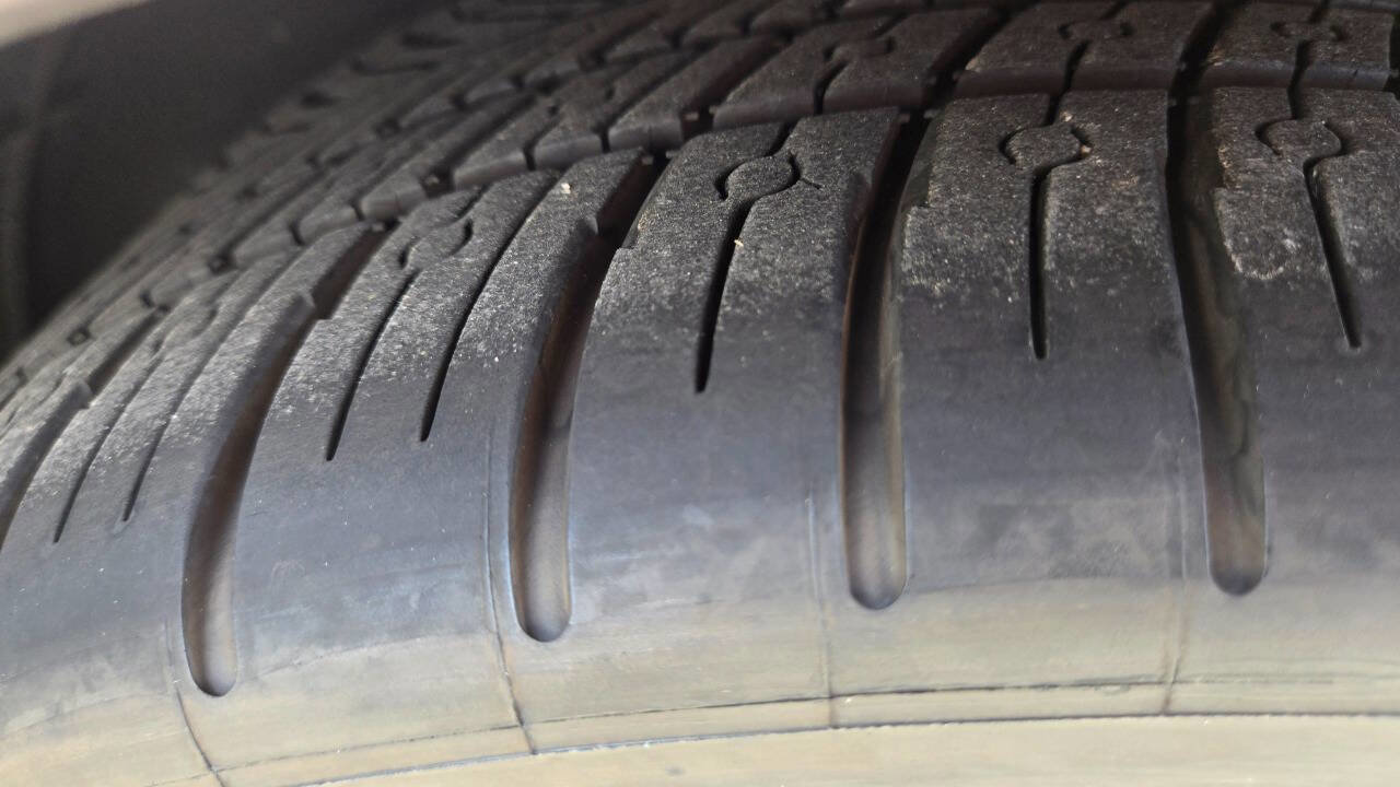 Used 2011 Jaguar XK Coupe image 19