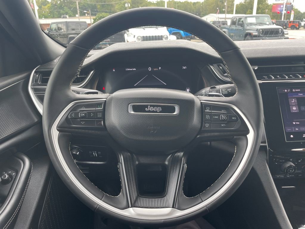 Used 2025 Jeep Grand Cherokee L Altitude w/ Trailer Tow Package image 27