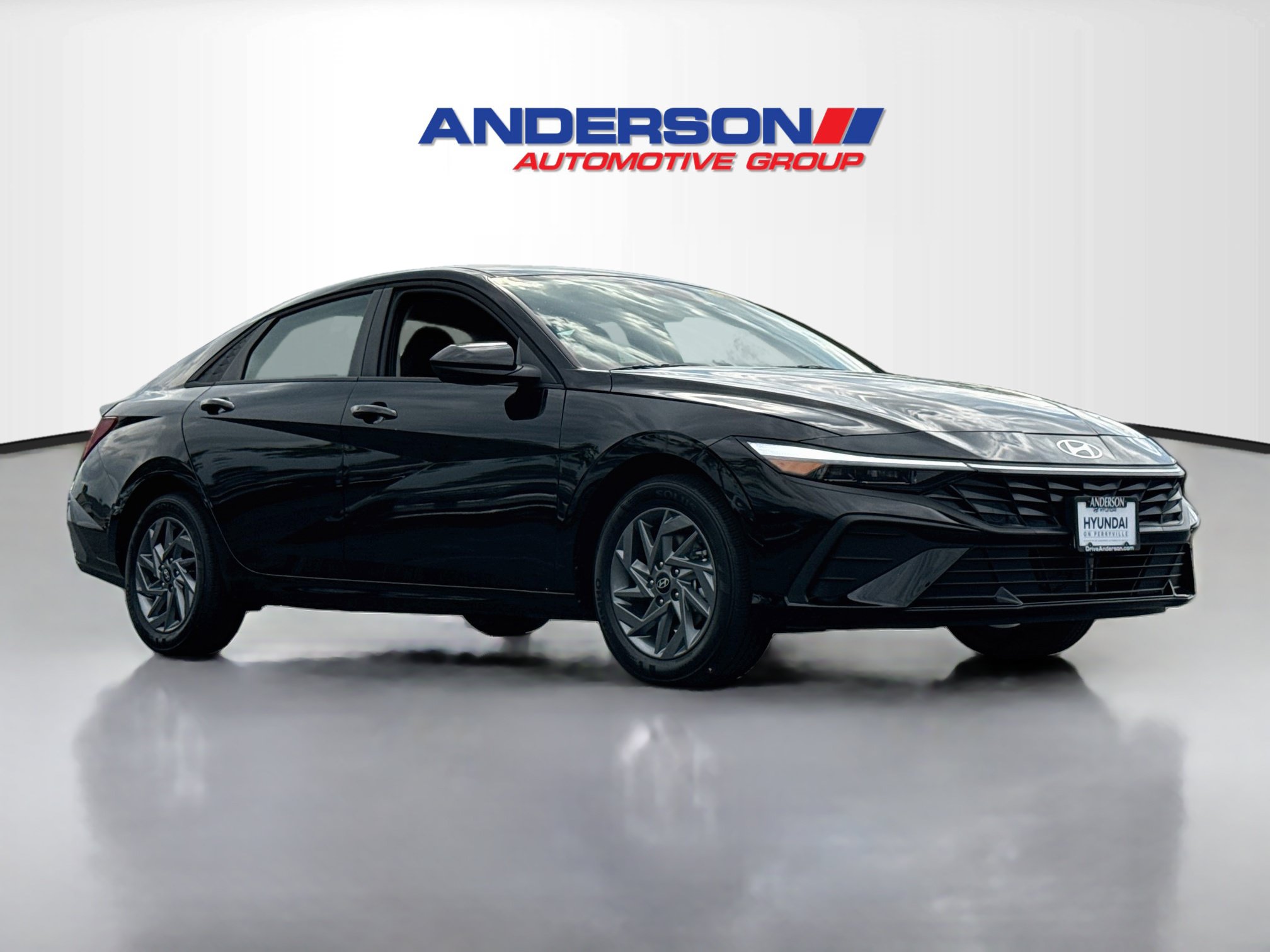 New 2026 Hyundai Elantra Hybrid FWD image 1