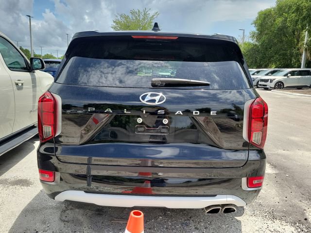Used 2022 Hyundai Palisade Limited FWD image 6