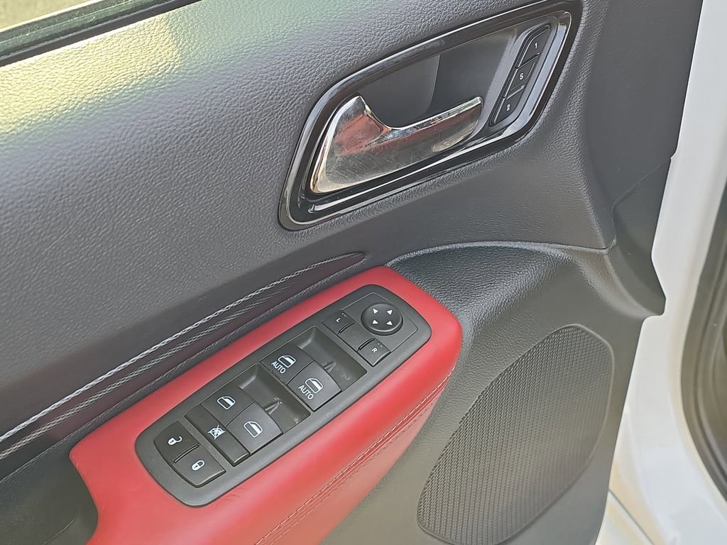 Used 2022 Dodge Durango R/T w/ Blacktop Package image 25