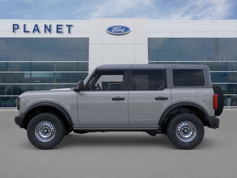 New 2026 Ford Bronco 4-Door AWD/4WD image 3