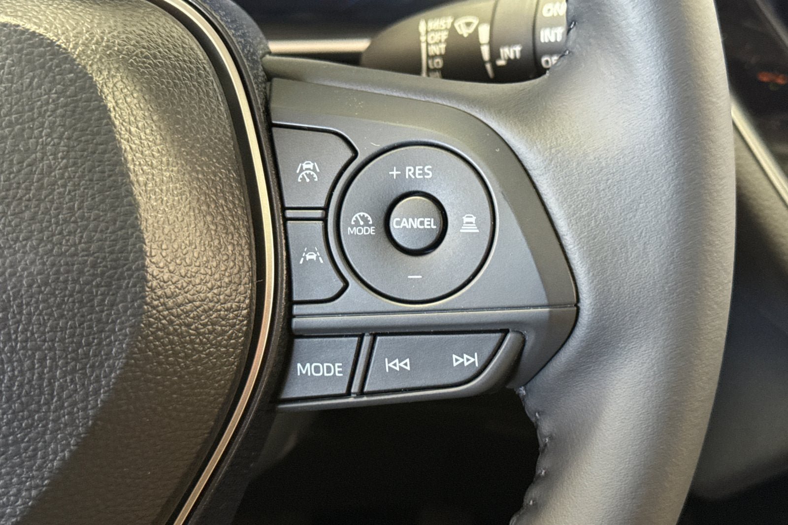 New 2026 Toyota Corolla Cross XLE w/ Convenience Package FWD image 65