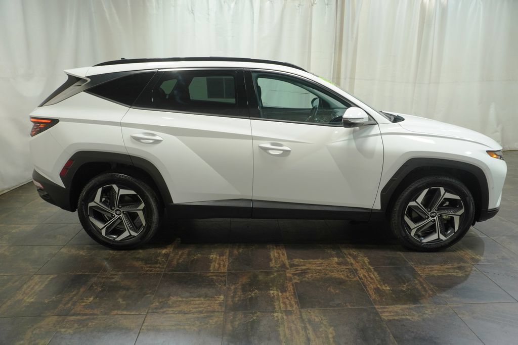Used 2024 Hyundai Tucson Limited AWD/4WD image 3