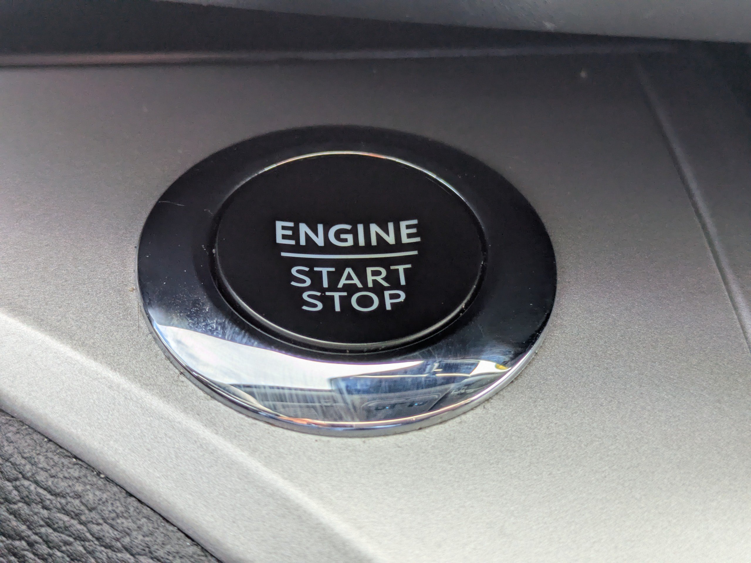 Used 2024 Ford Explorer XLT AWD/4WD image 28