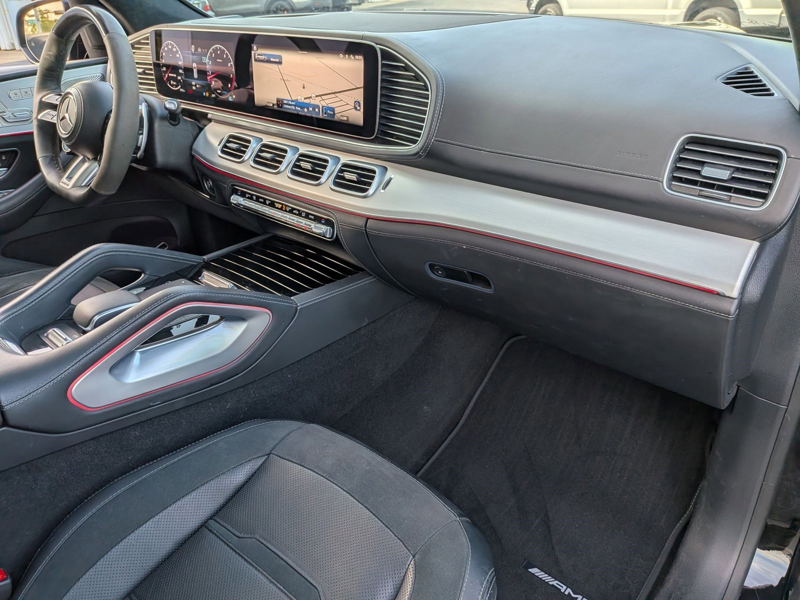 Used 2024 Mercedes-Benz GLS 63 AMG 4MATIC image 27