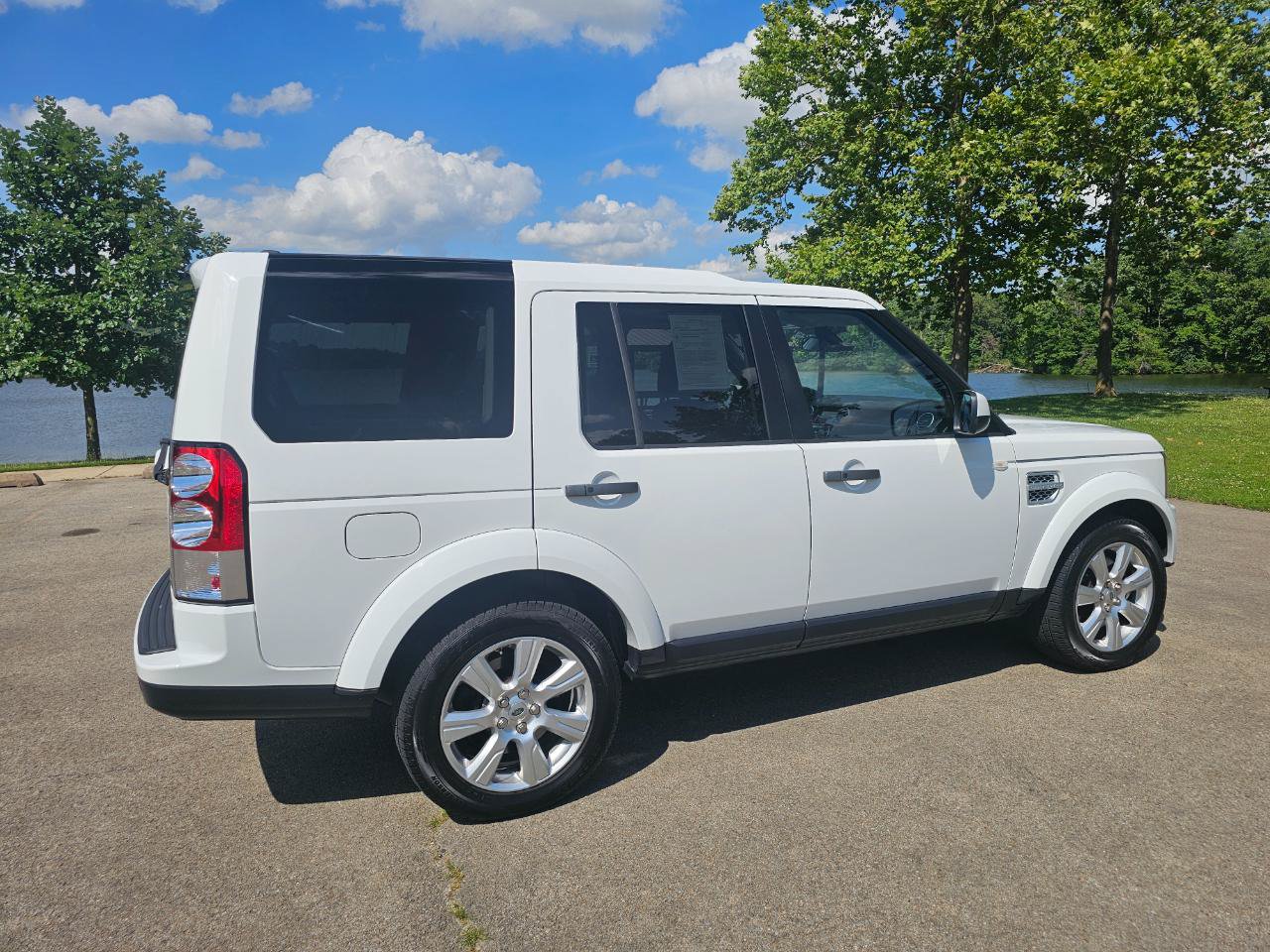 Used 2013 Land Rover LR4 HSE LUX AWD/4WD image 4