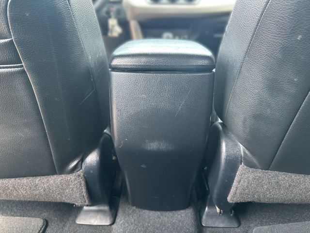 Used 2015 Toyota RAV4 LE FWD image 22