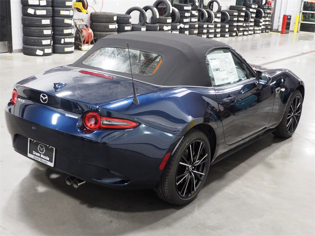 New 2025 MAZDA MX-5 Miata Grand Touring w/ Weather Package image 2