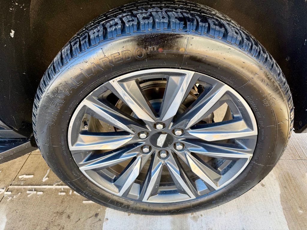 Used 2023 Cadillac Escalade ESV Sport image 11