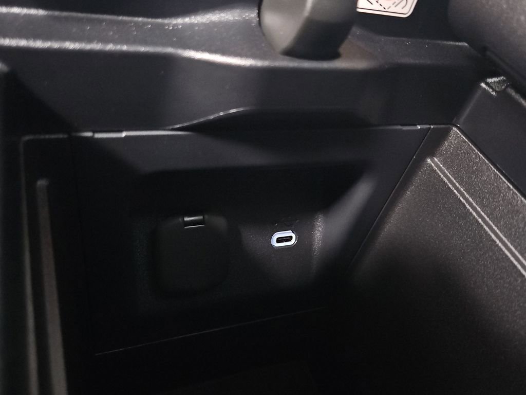 New 2026 Toyota RAV4 XSE image 30