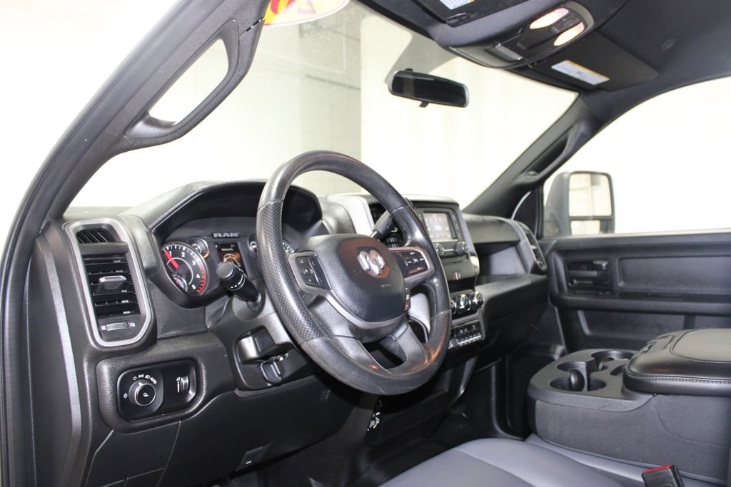 Used 2024 RAM 2500 Tradesman w/ Chrome Appearance Group image 41