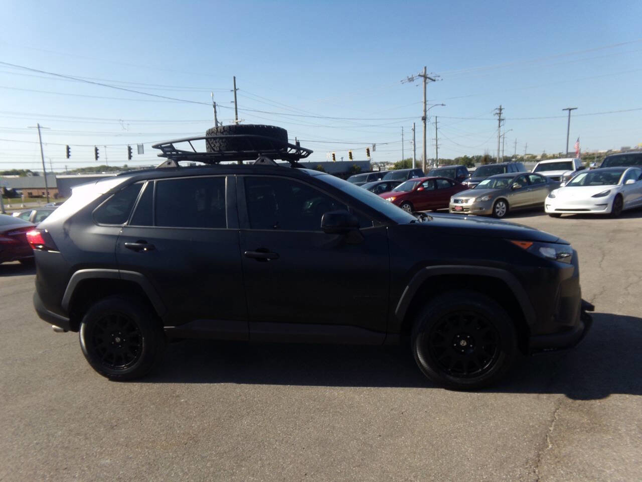 Used 2019 Toyota RAV4 LE w/ All Weather Liner Package image 67