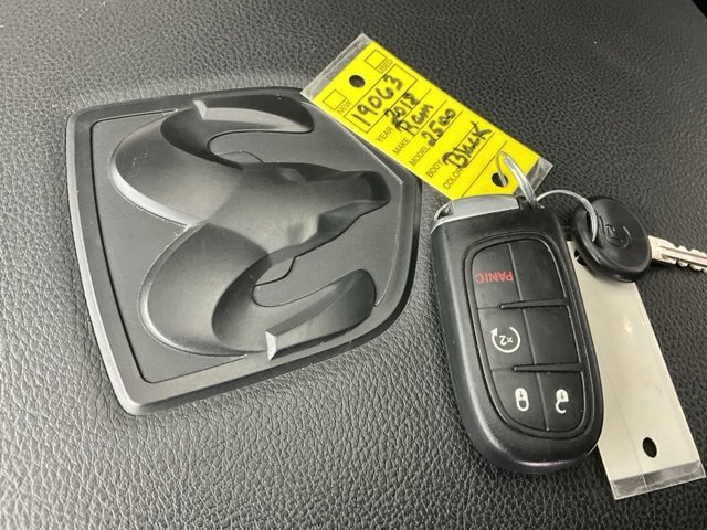 Used 2018 RAM 2500 Laramie w/ Sport Appearance Group image 30