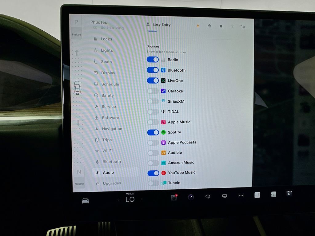 Used 2023 Tesla Model X AWD/4WD image 55