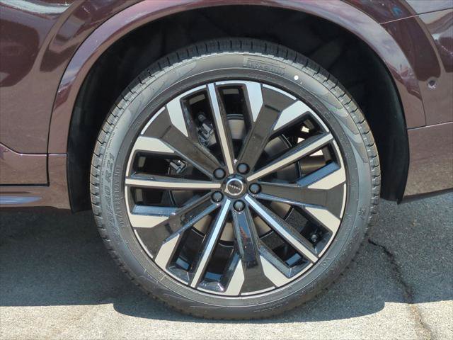 New 2026 Volvo XC90 T8 Ultra w/ Protection Package AWD/4WD image 6