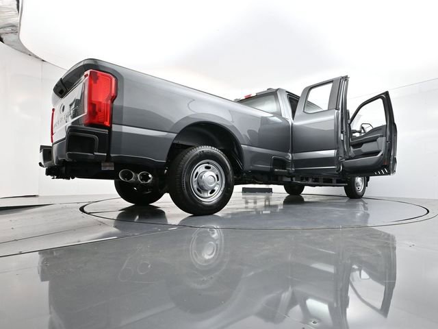 New 2026 Ford F250 XL image 40