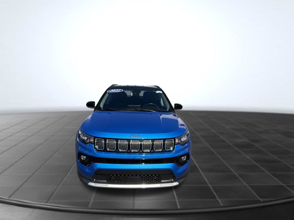 Used 2022 Jeep Compass Limited AWD/4WD image 3