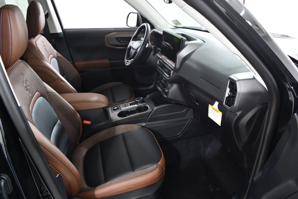 New 2025 Ford Bronco Sport Outer Banks w/ Outer Banks Tech Package+ image 10