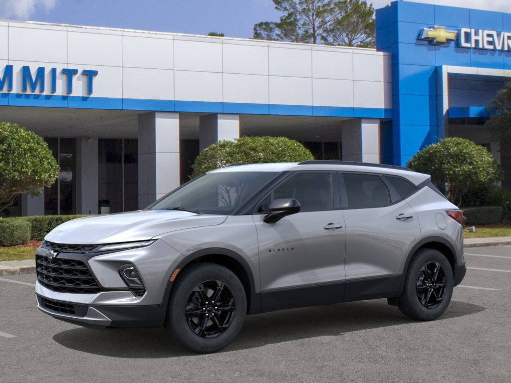 New 2026 Chevrolet Blazer LT w/ Midnight/Sport Edition FWD image 2