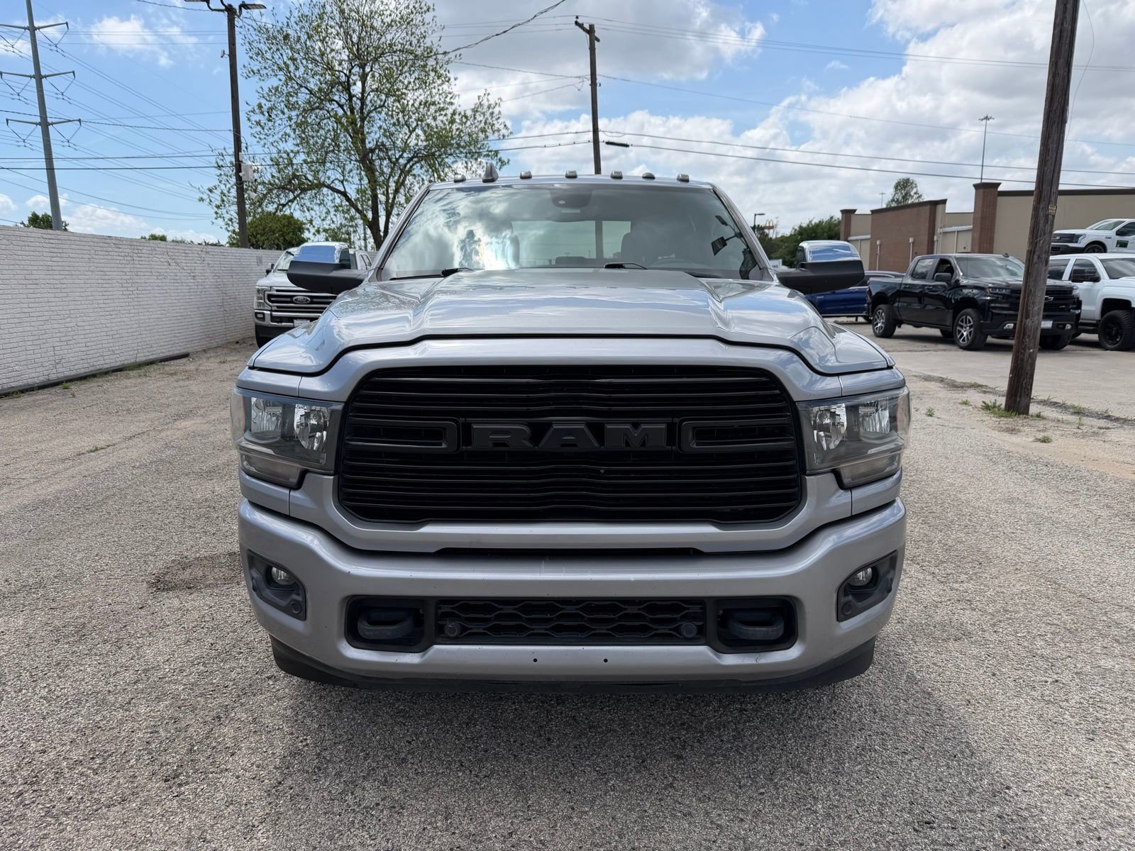 Used 2021 RAM 3500 Big Horn w/ Night Edition RWD image 10