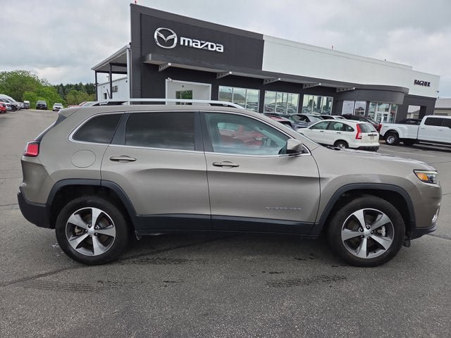 Used 2021 Jeep Cherokee Limited AWD/4WD image 6