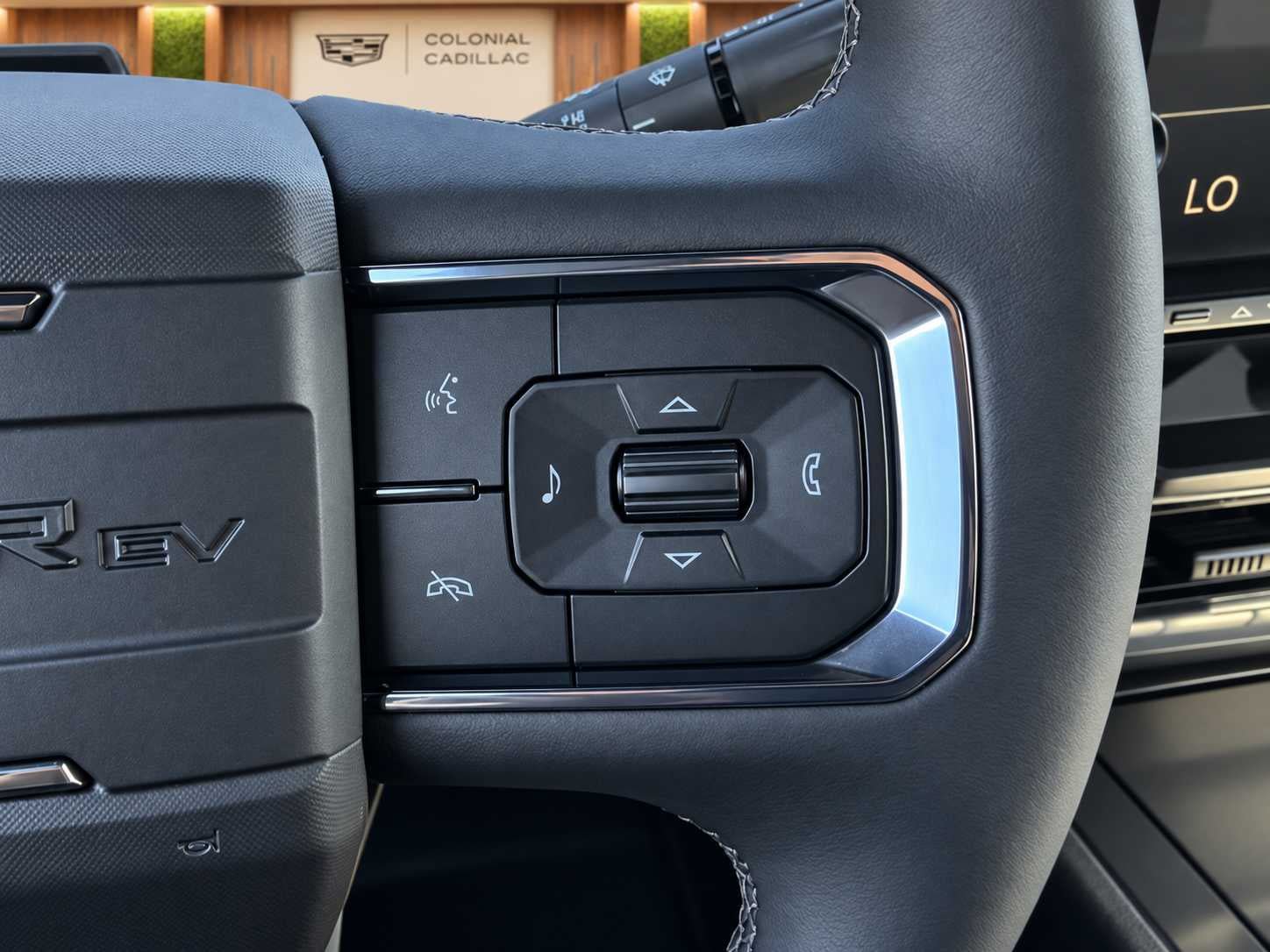 Used 2026 GMC Hummer EV 3X w/ Carbon Fiber Edition Package AWD/4WD image 17