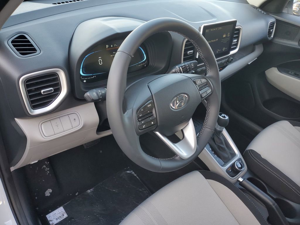 New 2026 Hyundai Venue SEL image 10