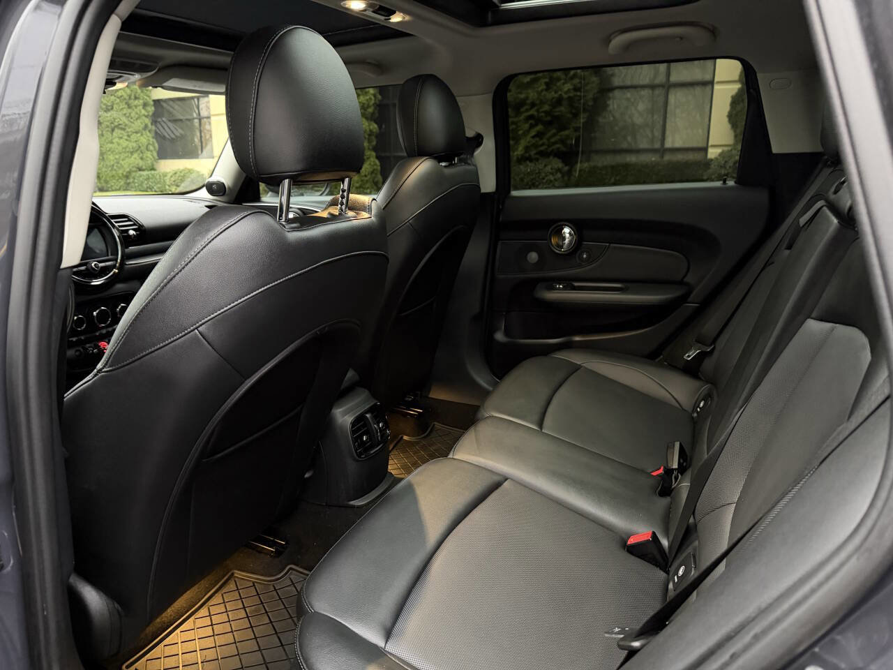 Used 2020 MINI Cooper Clubman S image 27