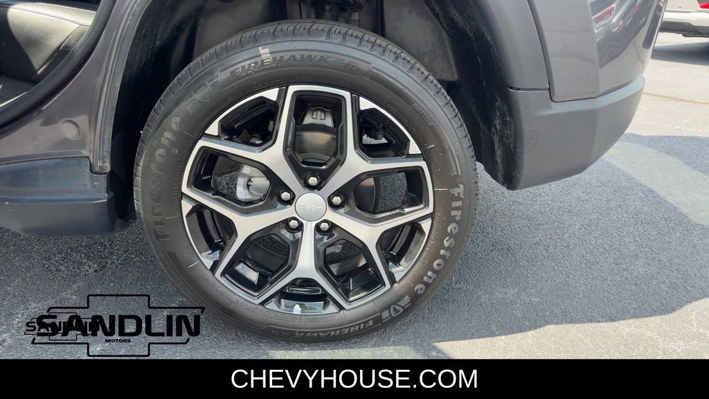 Used 2024 Jeep Compass Limited image 29