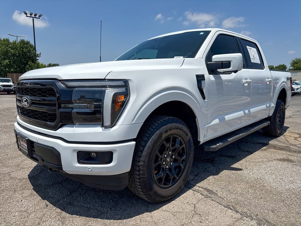 Used 2026 Ford F150 Lariat w/ FX4 Off-Road Package AWD/4WD image 3