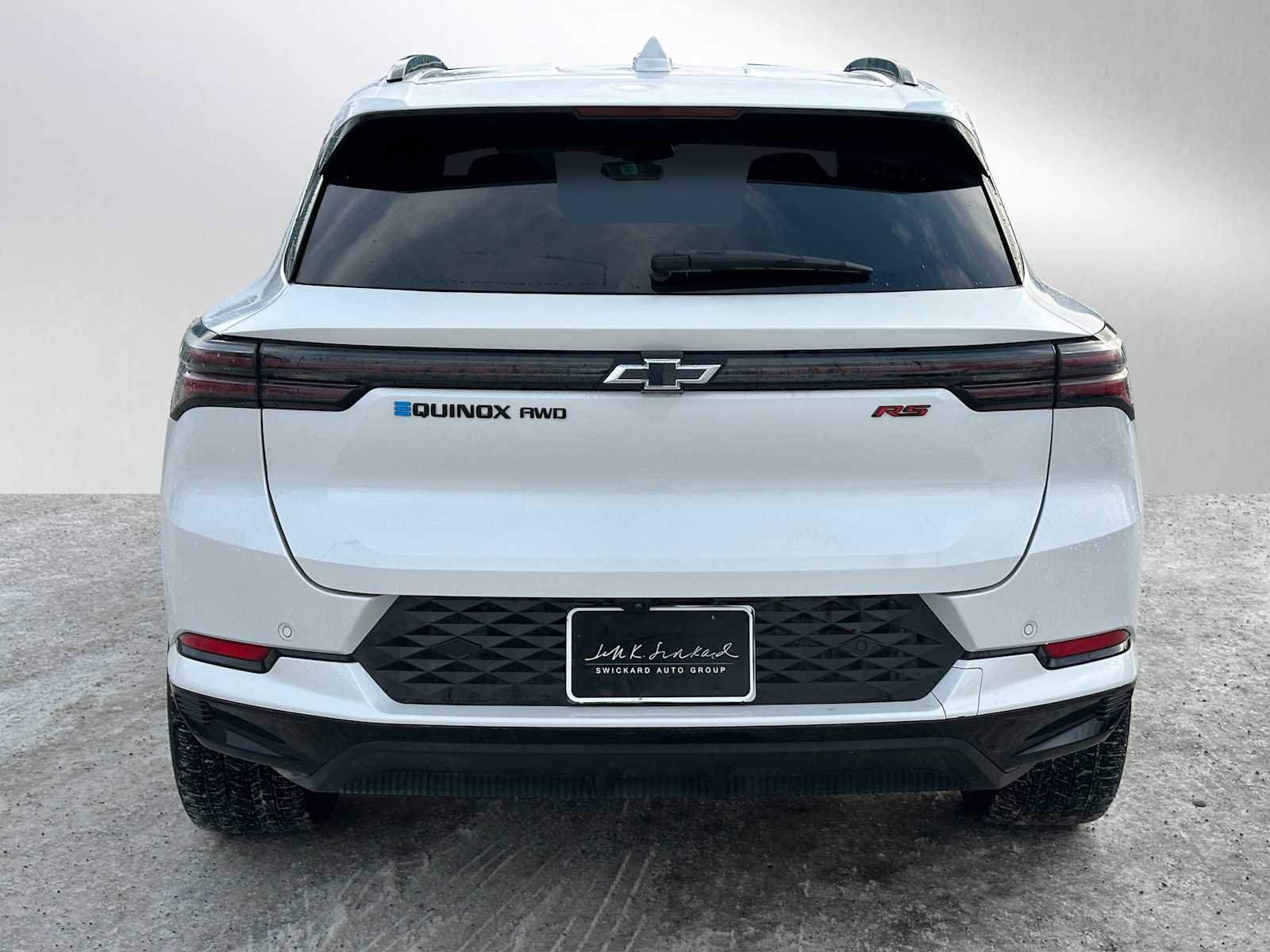 Used 2024 Chevrolet Equinox EV RS image 4