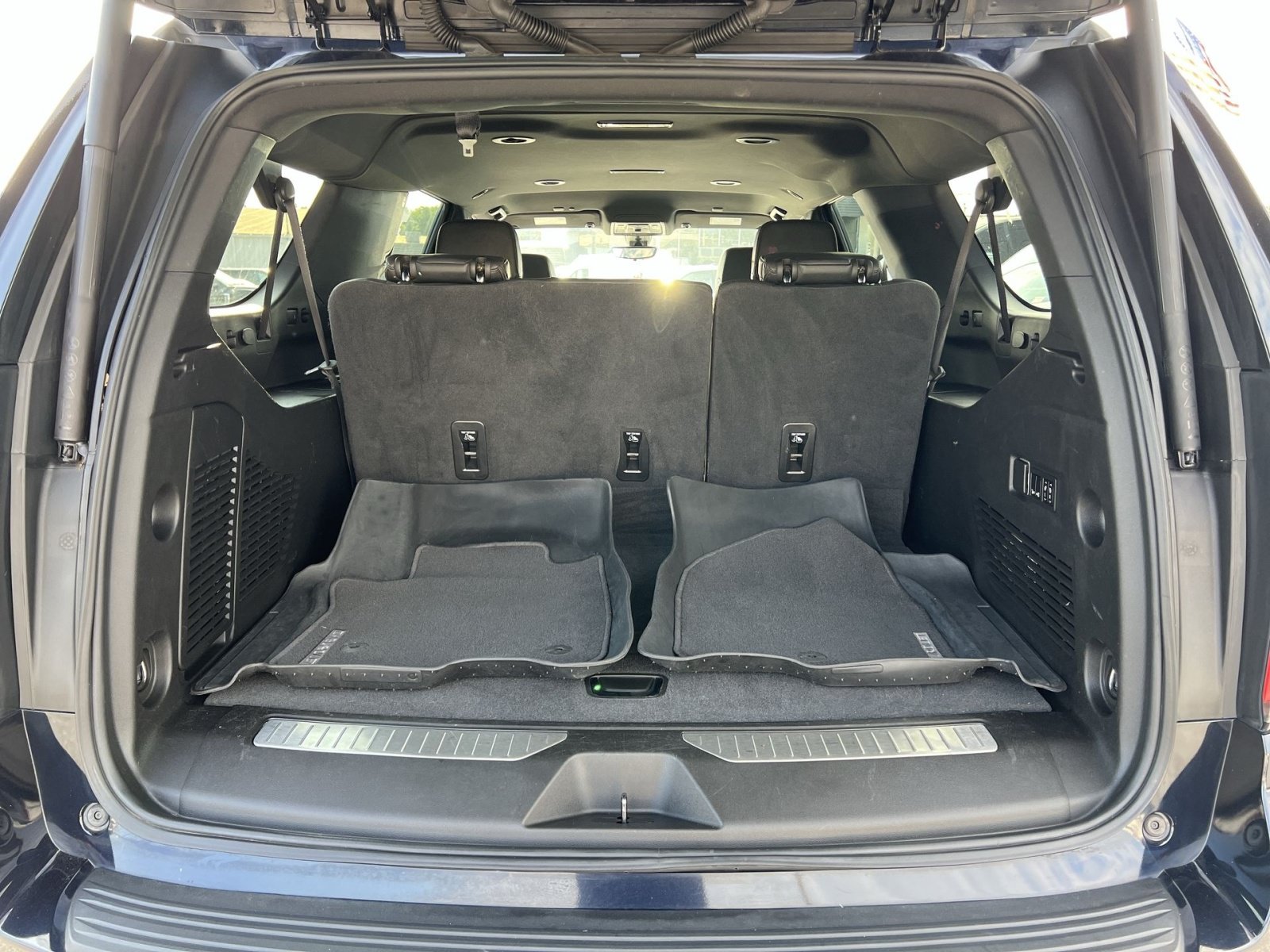 Used 2022 Chevrolet Suburban High Country w/ Max Trailering Package AWD/4WD image 26