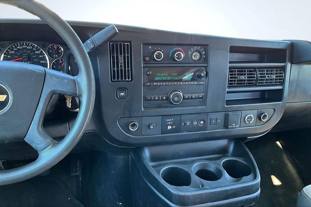Used 2019 Chevrolet Express 3500 LT w/ LT Preferred Equipment Group image 6