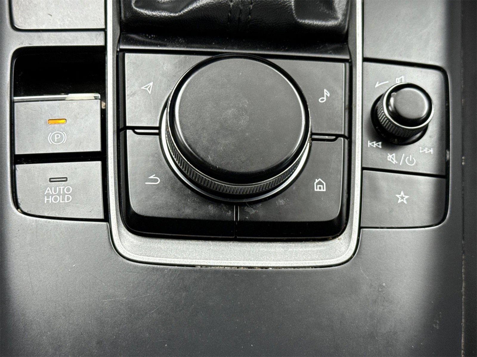 Used 2020 MAZDA MAZDA3 Sedan w/ Select Package image 30